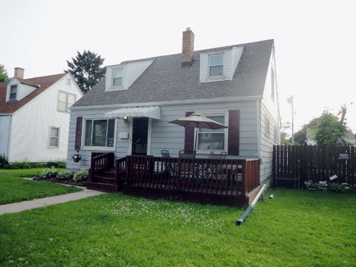 3527 N 99th St