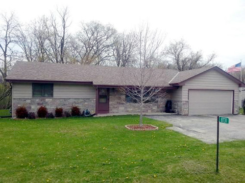 8731 Racine Ave