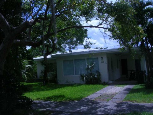 1822 SW 62 PL