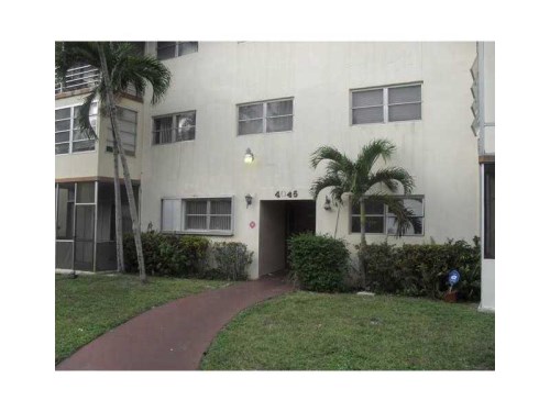 4045 NW 16 ST # 307