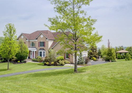 25 Woodrun Court