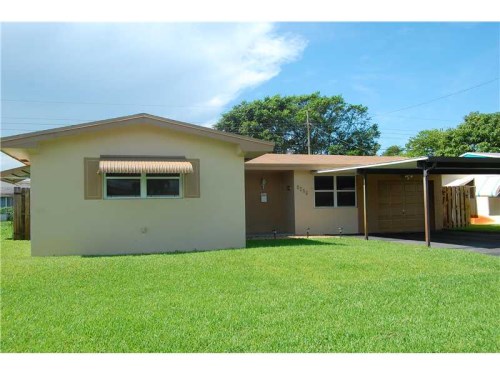 8250 NW 10TH ST