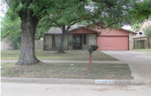 10127 Green Valley Ln