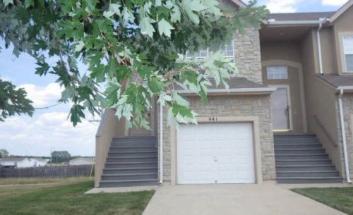 441 Woodson Ln