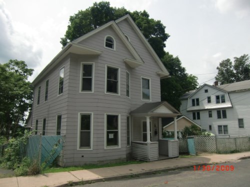 19 Sarsfield Street