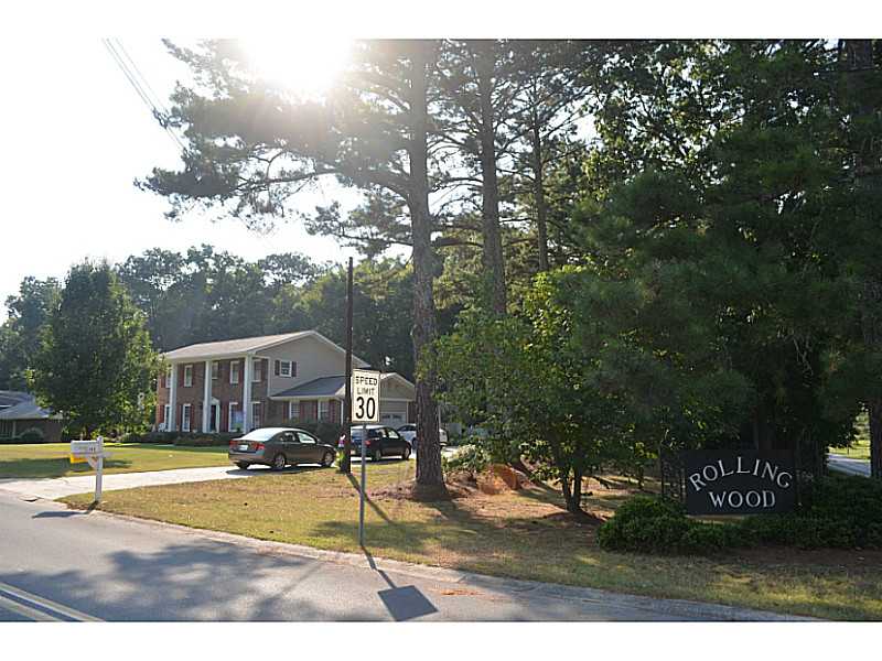 102 Rollingwood Circle Nw