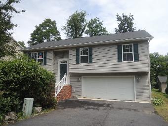 102 Artisan Way