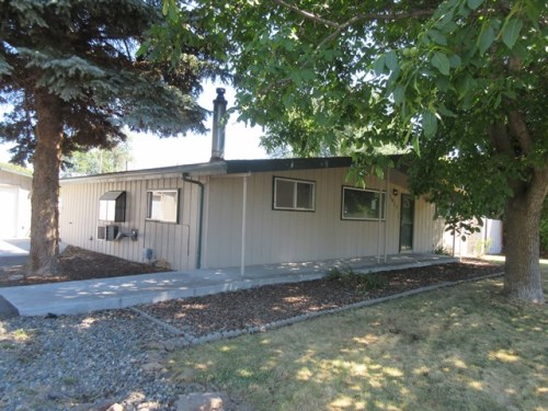 1911 S 47th Avenue
