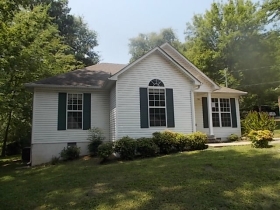 1706 Hillview Drive