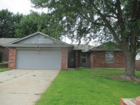 1213 Grand Manor