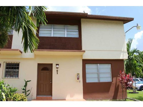 30 SW 108 AV # 1G