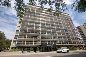 888 Logan St 3c