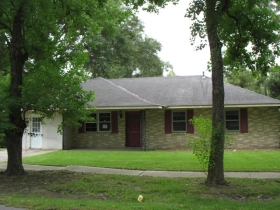 14965 S Chalfont Dr