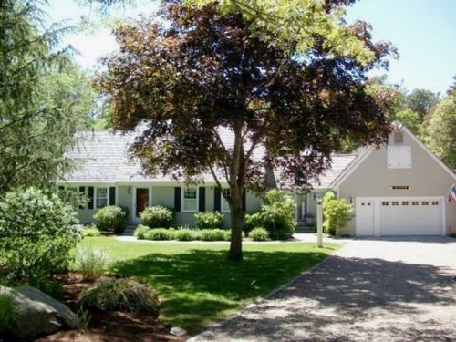 240 Main St