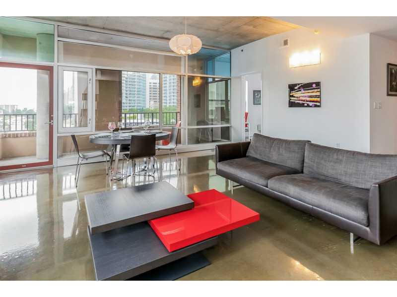 Unit 401 - 845 Spring Street
