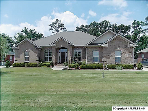 121 Riverwalk Lane