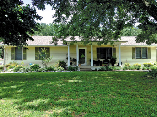 1816 Lindsay Lane