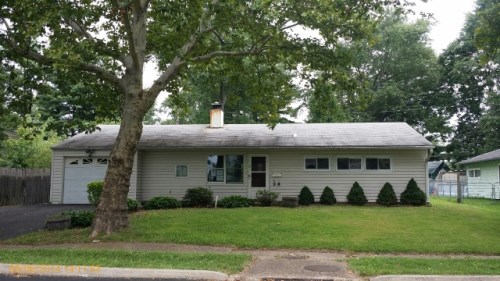 1701 Lowell Ave