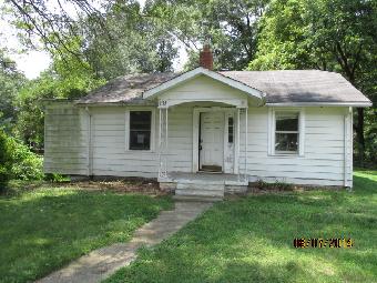 1715 W Davidson Ave