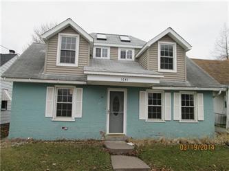 1641 W 17th Street