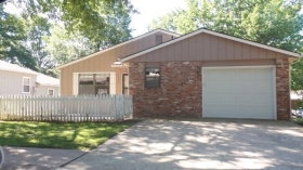 11215 W 77th Ter