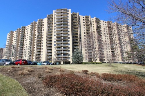 203 Yoakum Pkwy Unit 1010