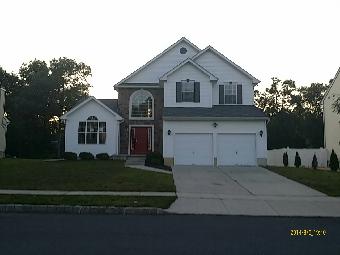 12 Holden Ct