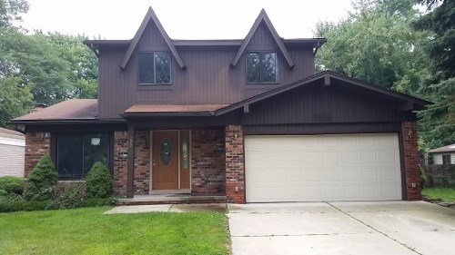 799 Meadowlake Rd