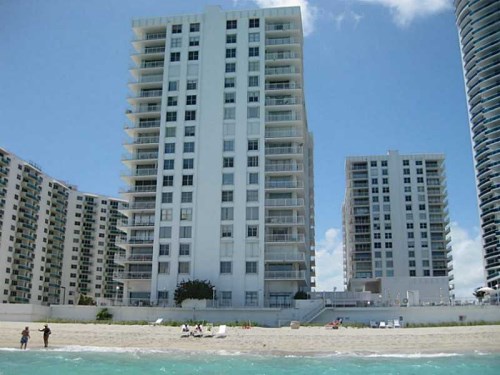 2751 S OCEAN DR # S204