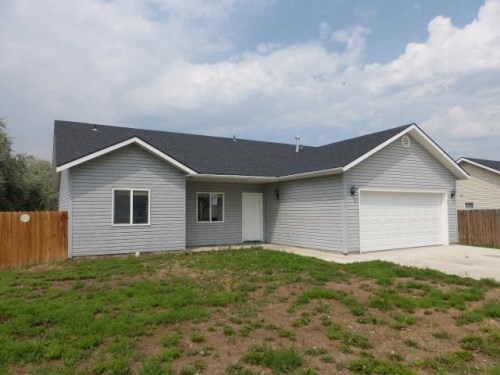 660 Cobra Court