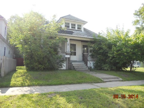 2525 Hermansau St