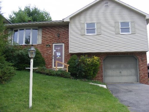218 Elmwood Ave