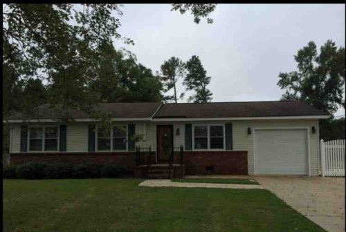 3915 Crest Lake Dr