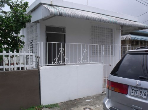 725 Calle 13 Obrero Ward