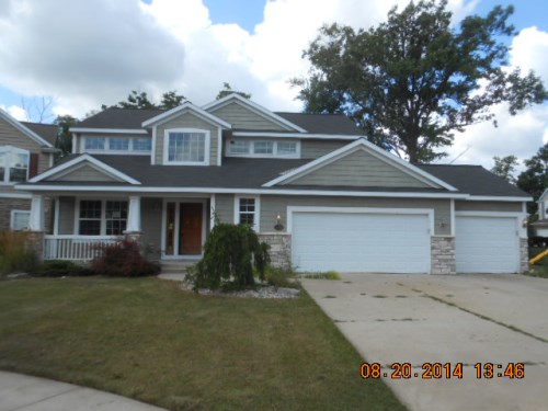 3688 Maple Hurst Dr