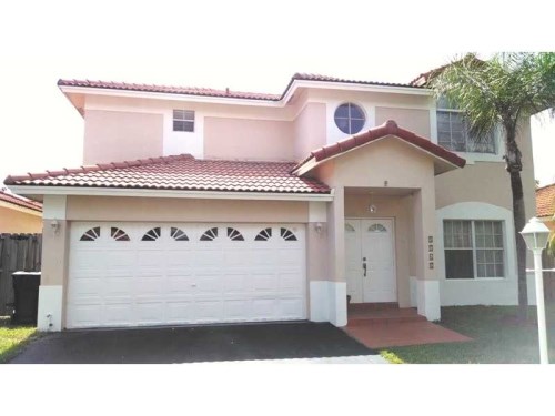 5762 NW 98 AV