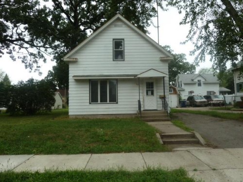 923 8th Ave N