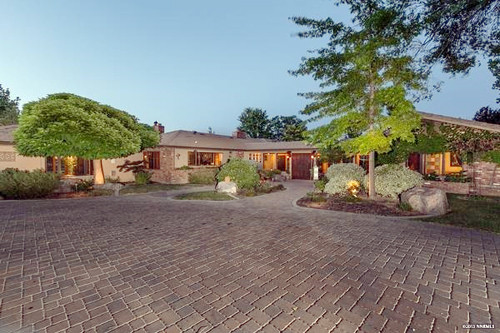 8999 Panorama Drive