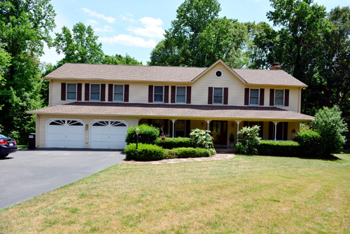 39475 White Feather Ln
