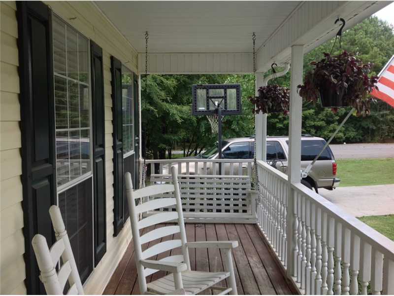 200 Tara Drive Se
