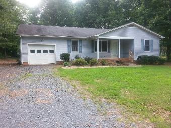 216 Sylvan Dr