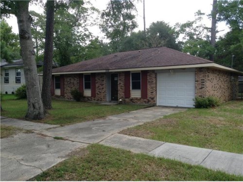 2137 Middle Dr