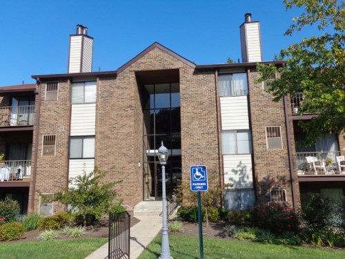 40 Woodland Hills Dr Ste 10