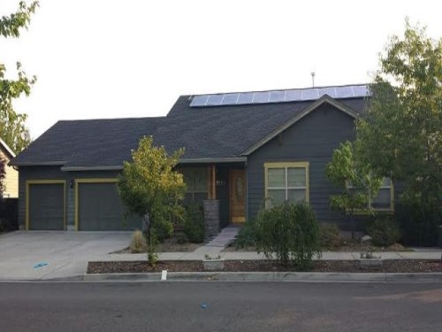 1323 Lithia Way