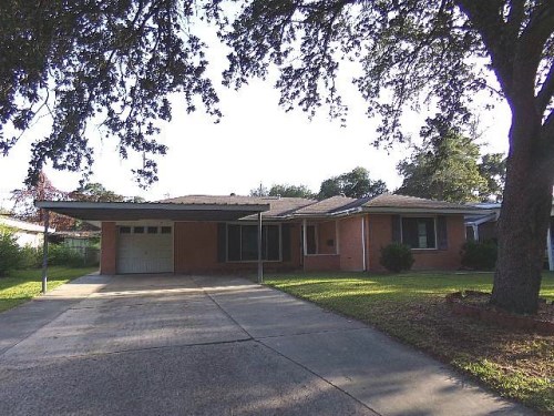 622 Crepe Myrtle Ave