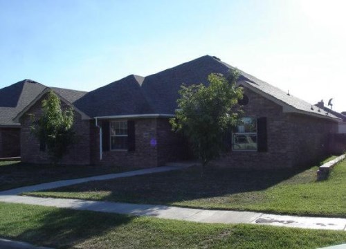 8402 Alexandria Ave