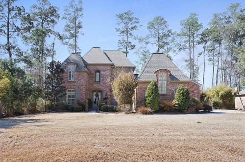 305 Pencarrow Circle