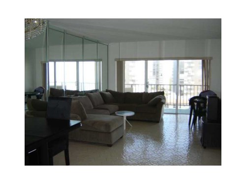 1950 S OCEAN DR # 9D