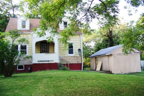 15 Ridgeway Ave