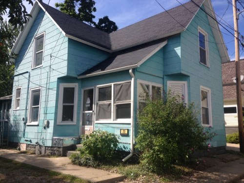 25 Caroline Place N